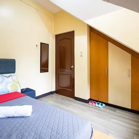 Casa Heradurra Uno/Dos Manila Exterior photo