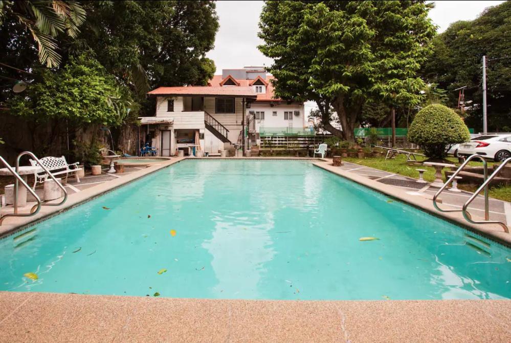 Casa Heradurra Uno/dos Manila